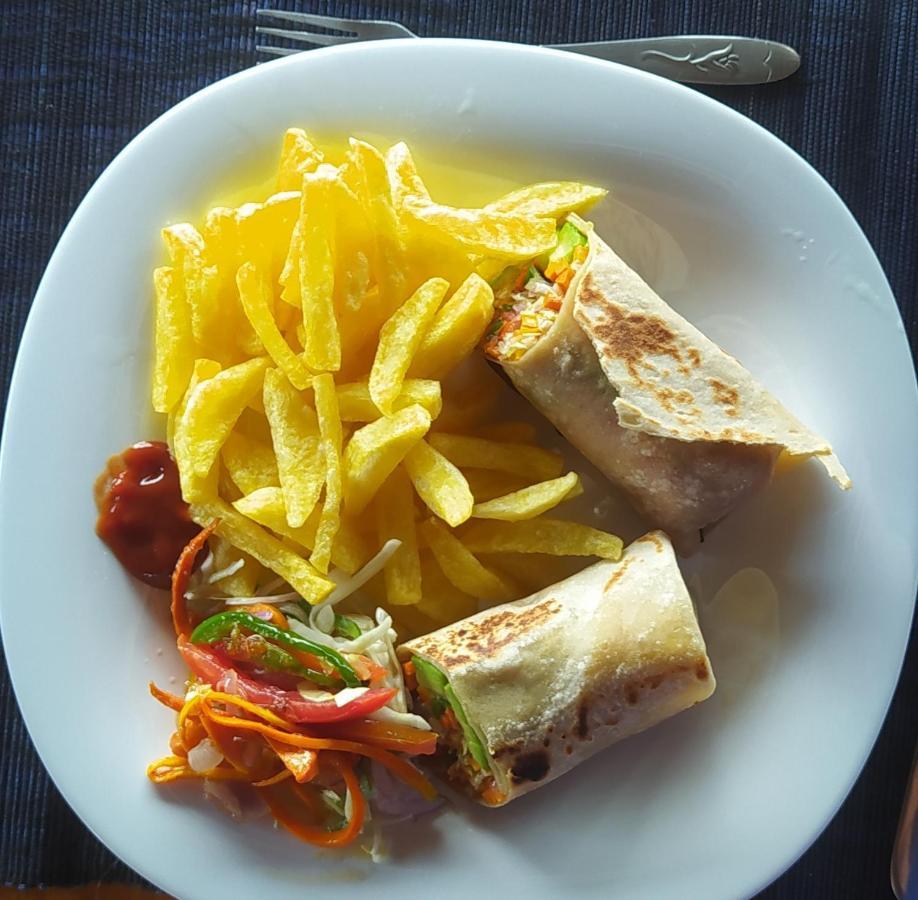 Mwamba Kelele Lodge Fort Portal Εξωτερικό φωτογραφία
